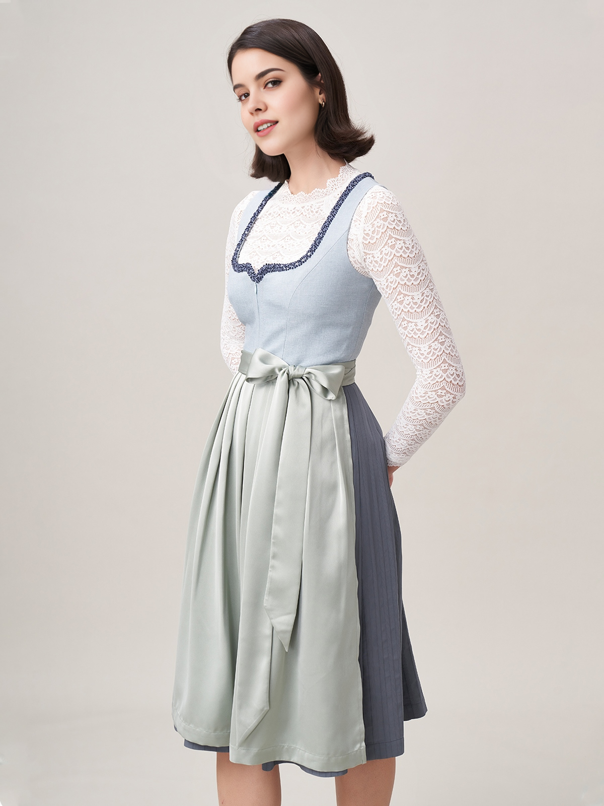 Janker Dirndl in Blau