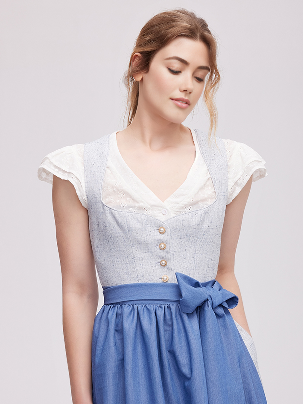 Dirndl in Blau