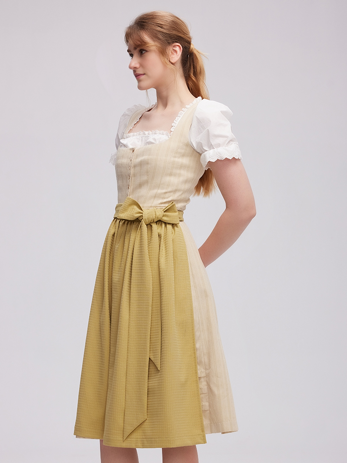 Dirndl in Blau-Grün