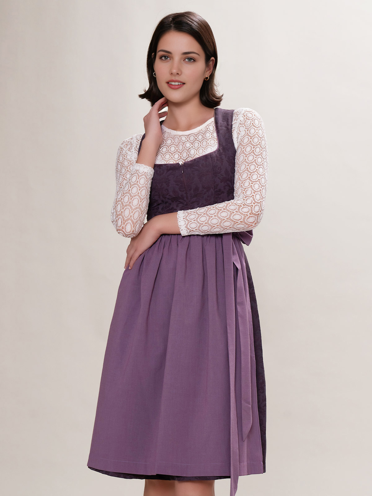 Dirndl in Lila – Eleganz und Modernität