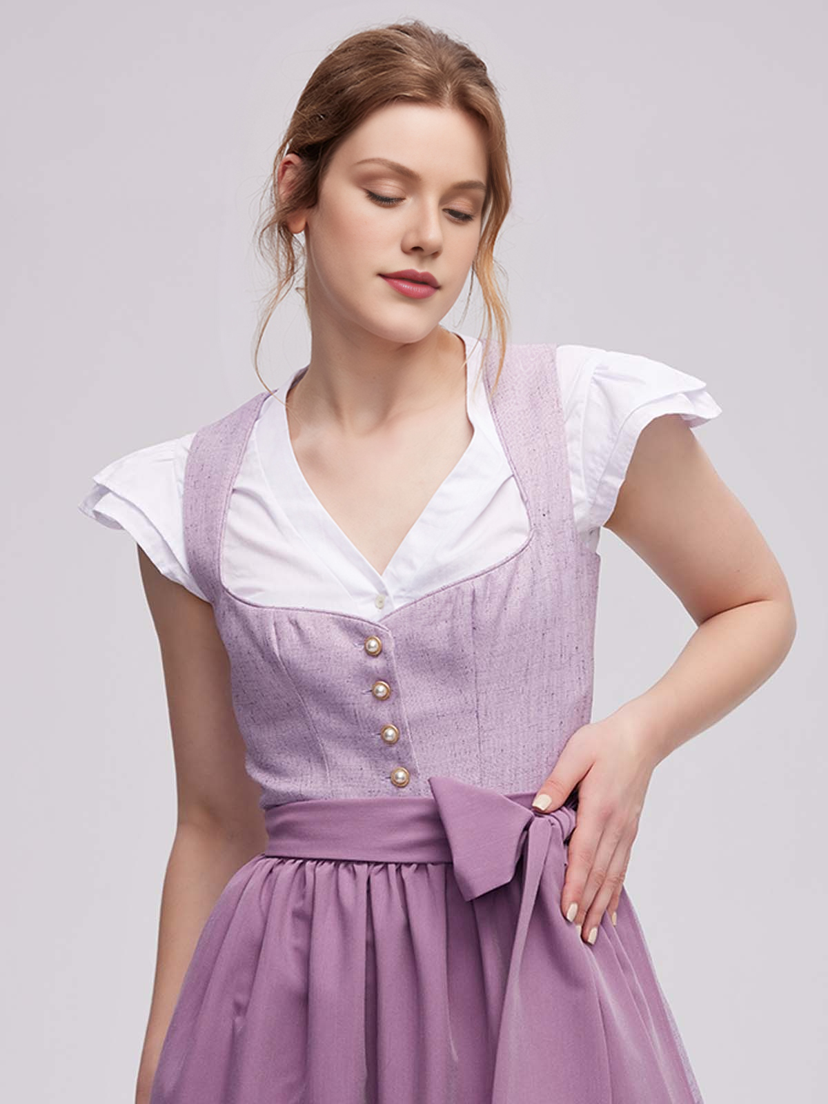 Dirndl in Lila – ein moderner Klassiker
