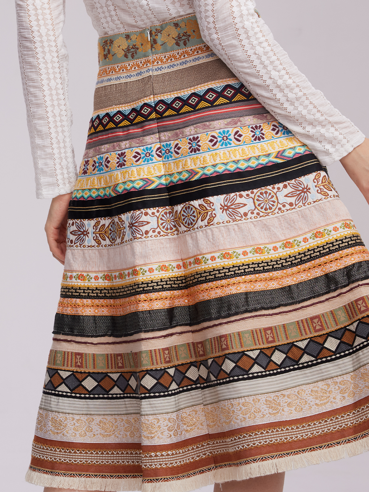 Dirndl in Gelb – perfekt für sommerliche Festivals